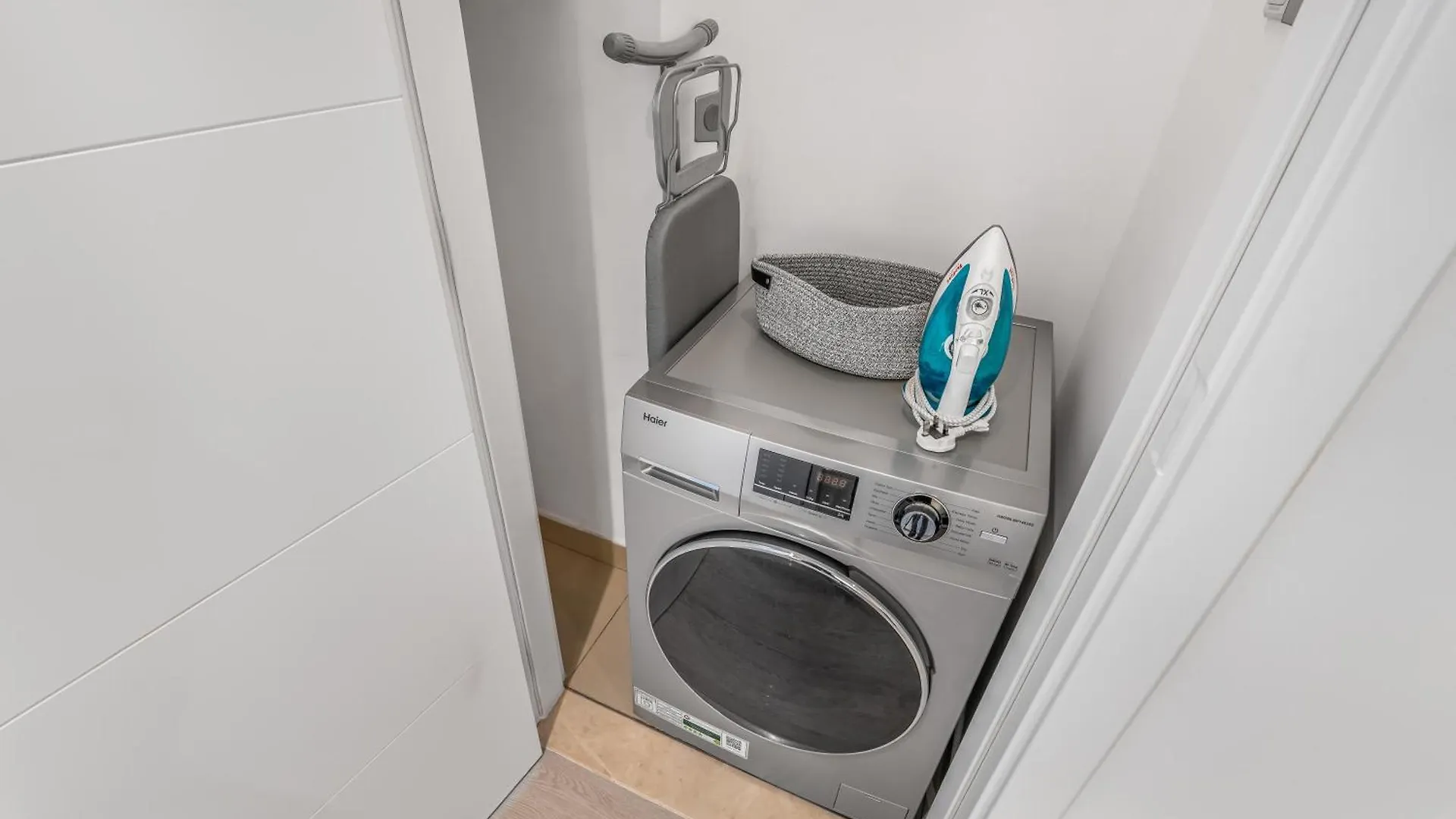 Appartement Luxueux Studio, Top Emplacement Dubai